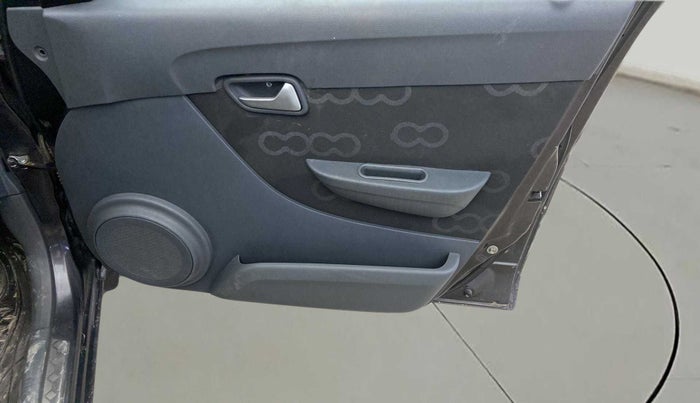 2016 Maruti Alto 800 LXI, Petrol, Manual, 17,816 km, Driver Side Door Panels Control