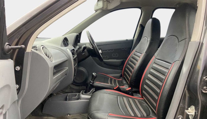 2016 Maruti Alto 800 LXI, Petrol, Manual, 17,816 km, Right Side Front Door Cabin