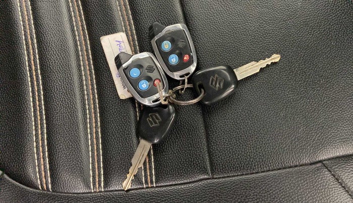 2016 Maruti Alto 800 LXI, Petrol, Manual, 17,816 km, Key Close Up