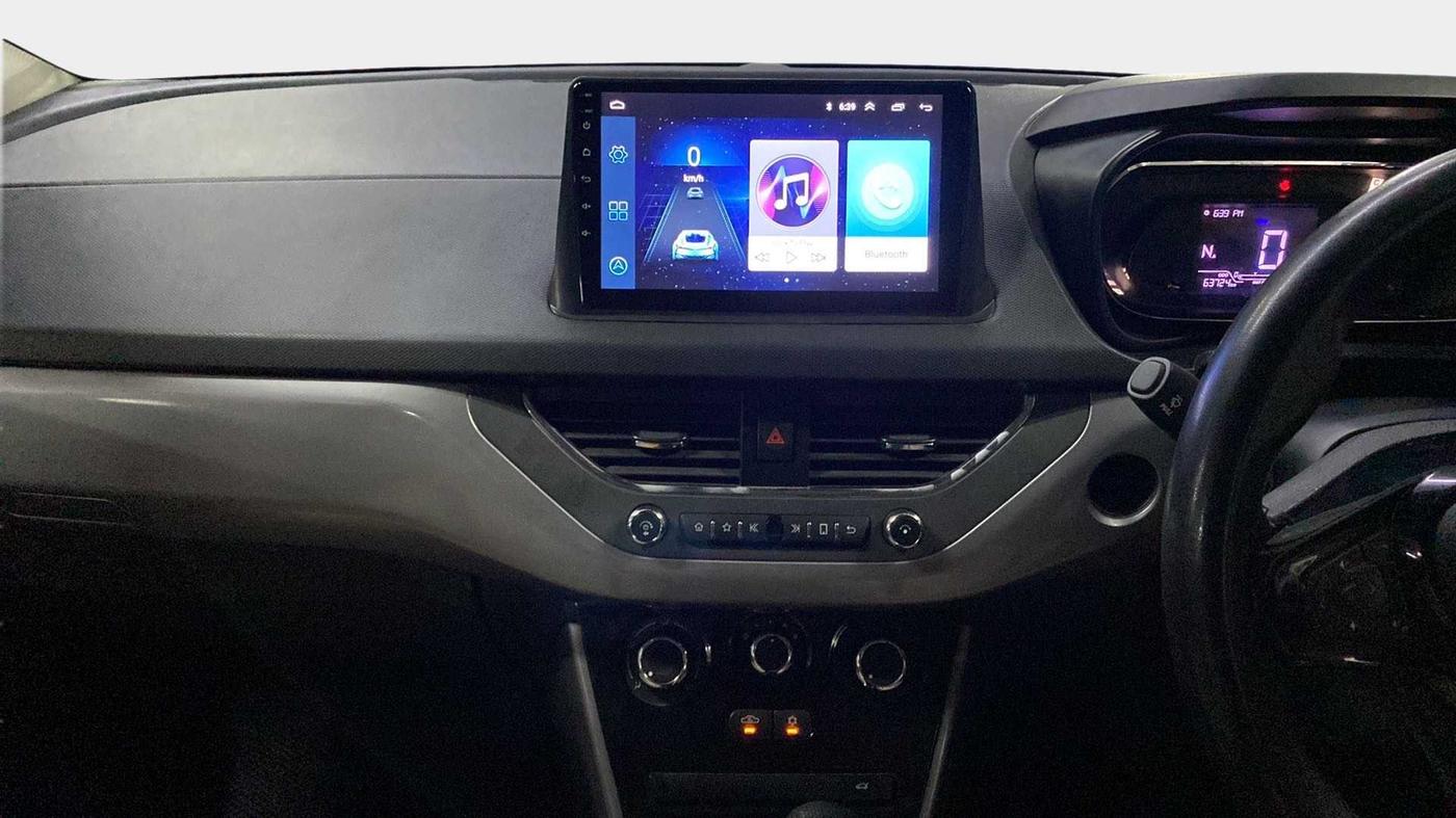 2020 Tata NEXON XMA SUNROOF DIESEL, Diesel, Automatic, 64,139 km, Air Conditioner
