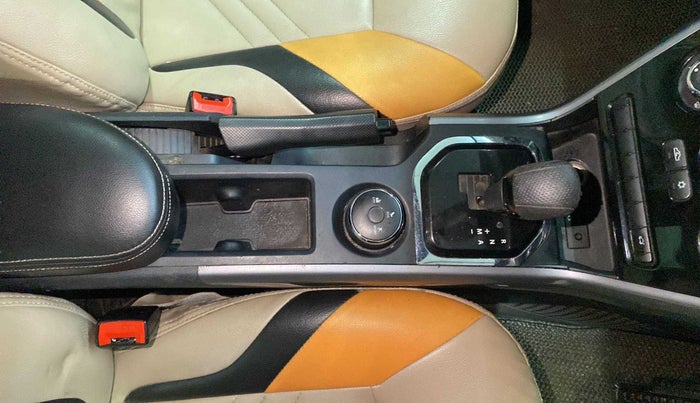 2020 Tata NEXON XMA SUNROOF DIESEL, Diesel, Automatic, 64,139 km, Gear Lever
