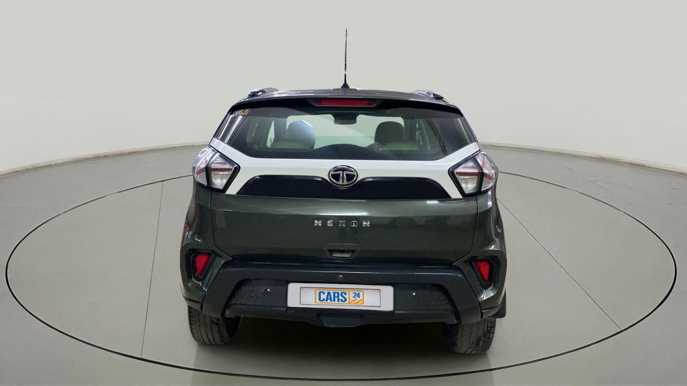 2020 Tata NEXON XMA SUNROOF DIESEL, Diesel, Automatic, 64,139 km, Back/Rear