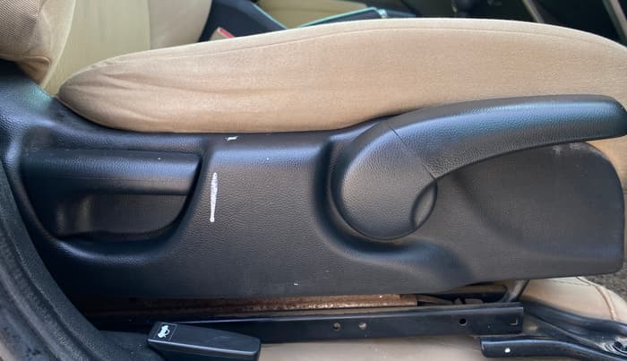 2019 Honda City 1.5L I-VTEC SV, Petrol, Manual, 79,690 km, Driver Side Adjustment Panel