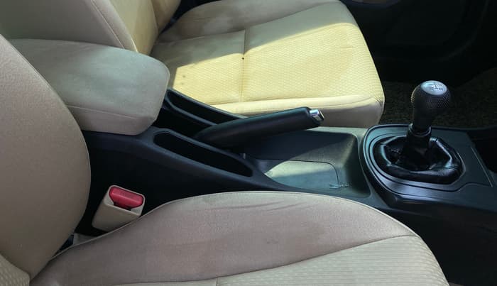 2019 Honda City 1.5L I-VTEC SV, Petrol, Manual, 79,690 km, Gear Lever