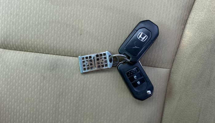 2019 Honda City 1.5L I-VTEC SV, Petrol, Manual, 79,690 km, Key Close Up