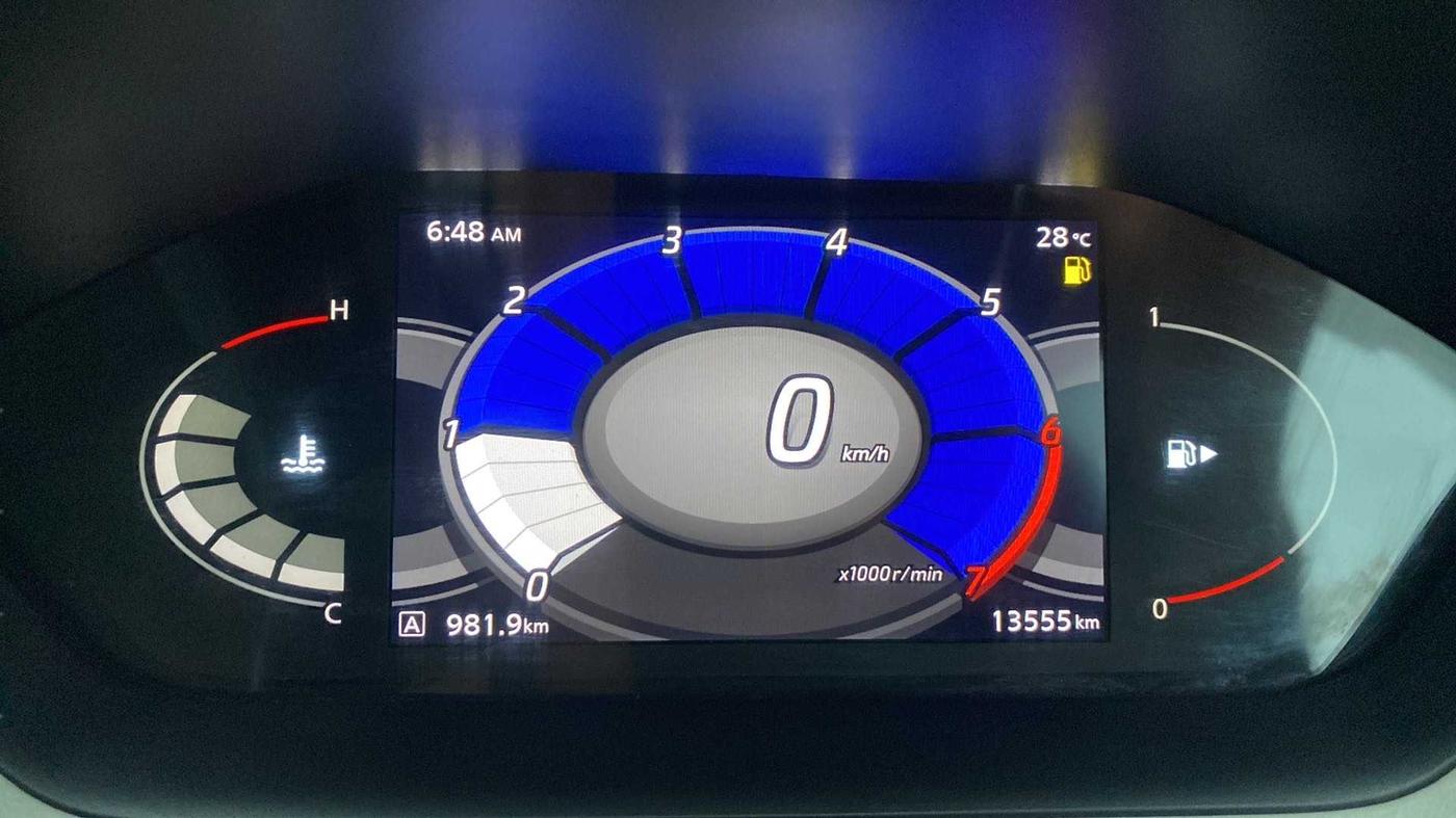 2023 Nissan MAGNITE XV MT, Petrol, Manual, 13,552 km, Odometer Image