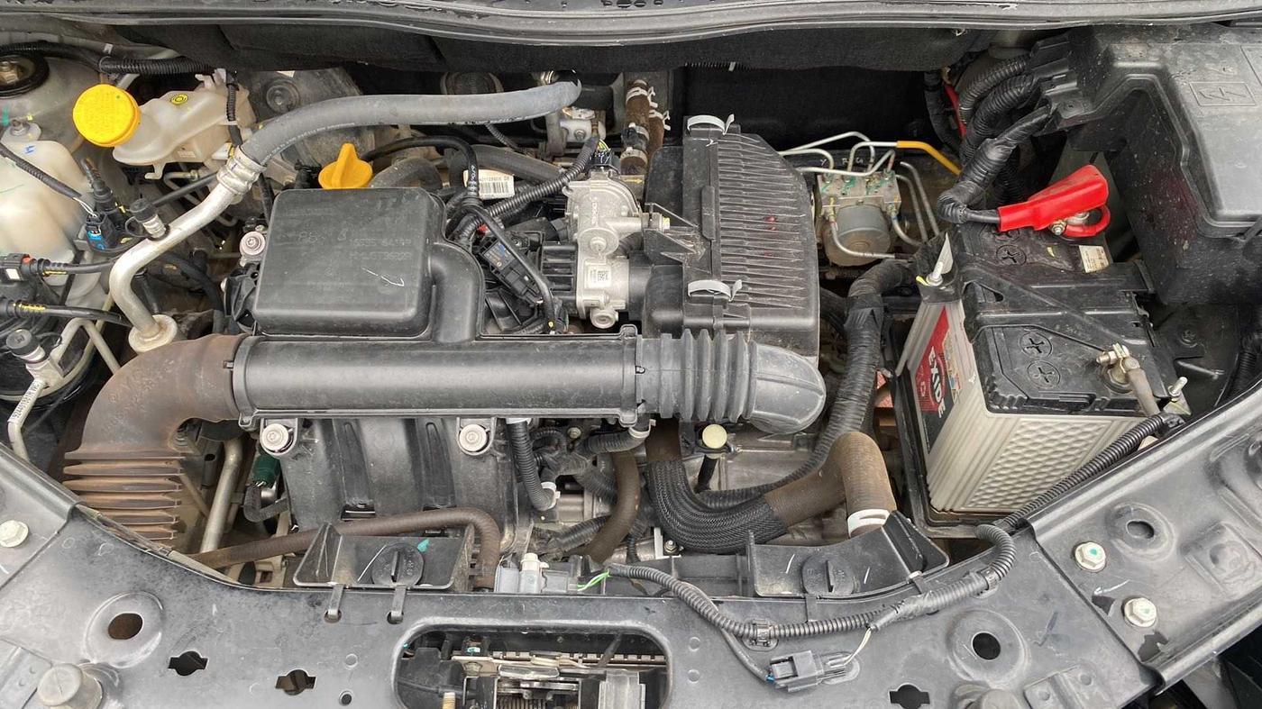 2023 Nissan MAGNITE XV MT, Petrol, Manual, 13,552 km, Open Bonet