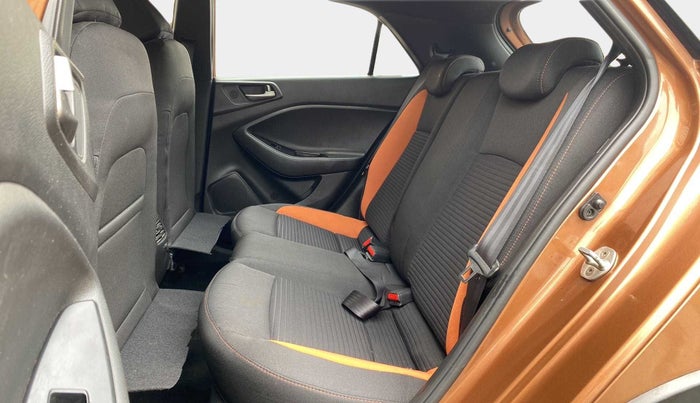 2016 Hyundai i20 Active 1.2 SX, Petrol, Manual, 73,119 km, Right Side Rear Door Cabin