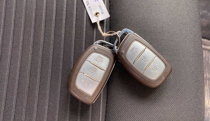 2016 Hyundai i20 Active 1.2 SX, Petrol, Manual, 73,119 km, Key Close Up