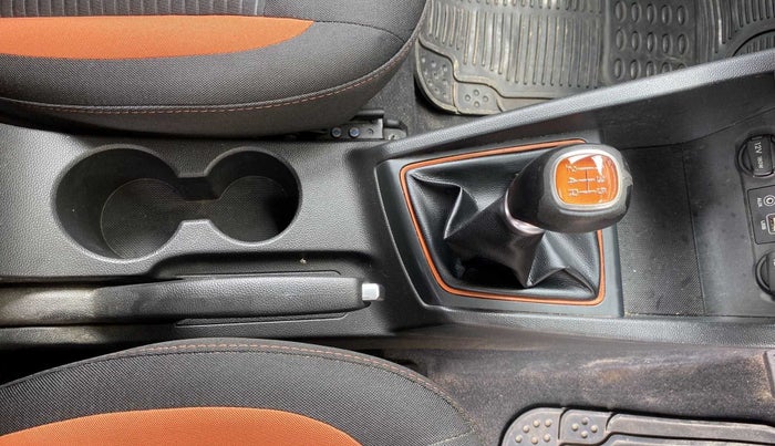 2016 Hyundai i20 Active 1.2 SX, Petrol, Manual, 73,119 km, Gear Lever