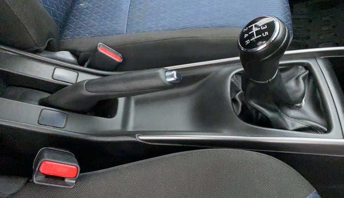 2019 Maruti Baleno DELTA 1.2 K12, Petrol, Manual, 24,998 km, Gear Lever