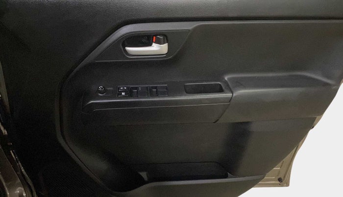 2023 Maruti New Wagon-R VXI 1.0 AMT, Petrol, Automatic, 4,484 km, Driver Side Door Panels Control