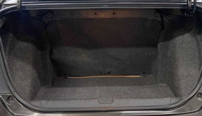 2019 Honda Amaze 1.5L I-DTEC VX CVT, Diesel, Automatic, 44,280 km, Boot Inside