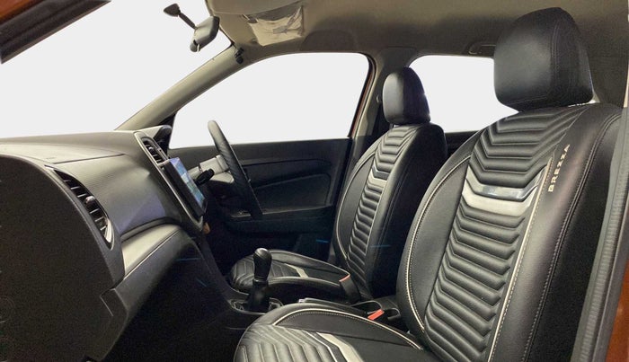 2020 Maruti Vitara Brezza LXI, Petrol, Manual, 29,871 km, Right Side Front Door Cabin
