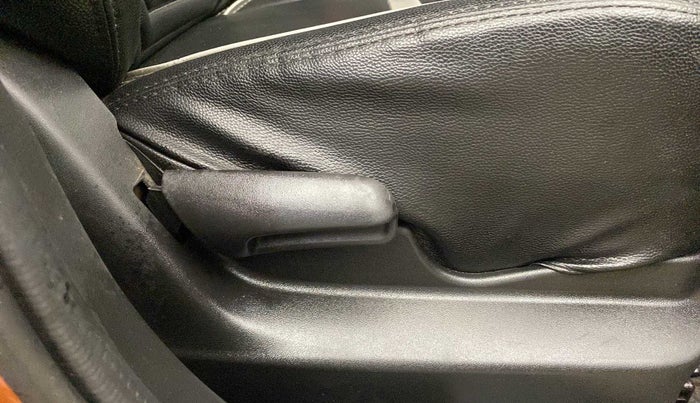 2020 Maruti Vitara Brezza LXI, Petrol, Manual, 29,871 km, Driver Side Adjustment Panel