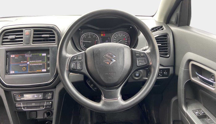 2016 Maruti Vitara Brezza ZDI PLUS DUAL TONE, Diesel, Manual, 37,754 km, Steering Wheel Close Up