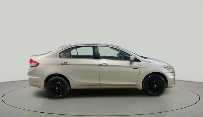 2016 Maruti Ciaz VDI SHVS, Diesel, Manual, 96,990 km, Right Side View