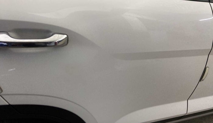 2022 Hyundai Creta SX 1.5 PETROL, Petrol, Manual, 22,962 km, Right rear door - Slightly dented