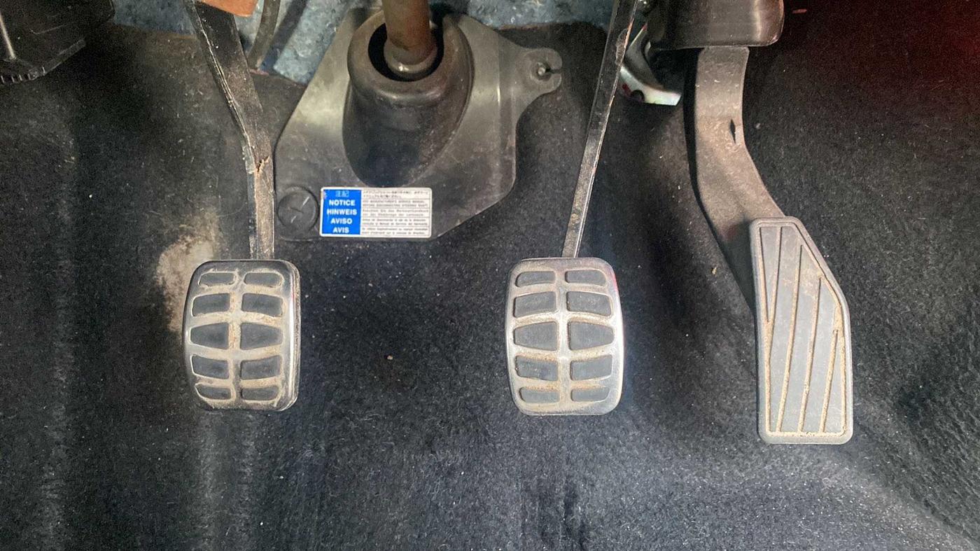 2018 Maruti IGNIS DELTA 1.2, Petrol, Manual, 81,854 km, Pedals