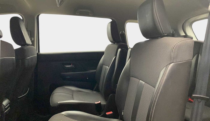 2022 Maruti XL6 ZETA MT, Petrol, Manual, 49,527 km, Right Side Rear Door Cabin