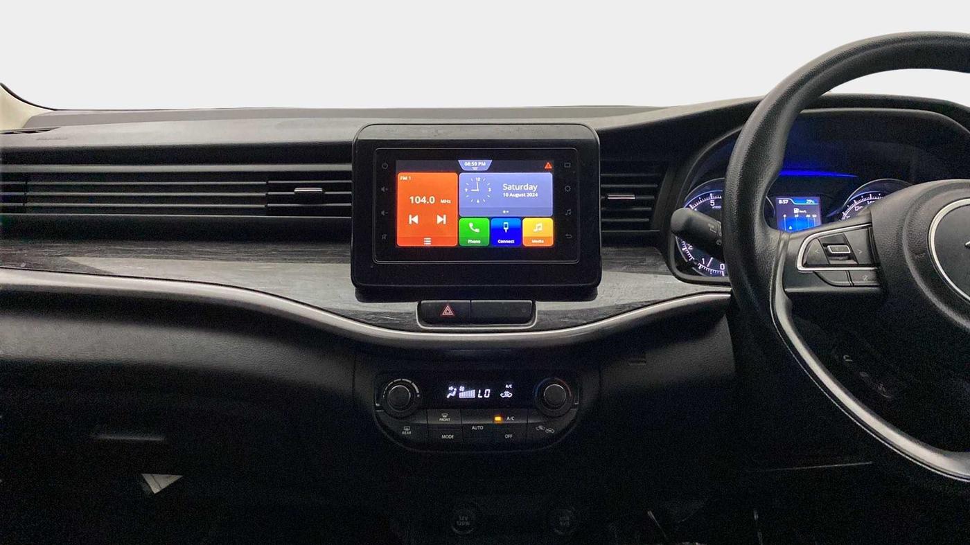 2022 Maruti XL6 ZETA MT, Petrol, Manual, 49,527 km, Air Conditioner