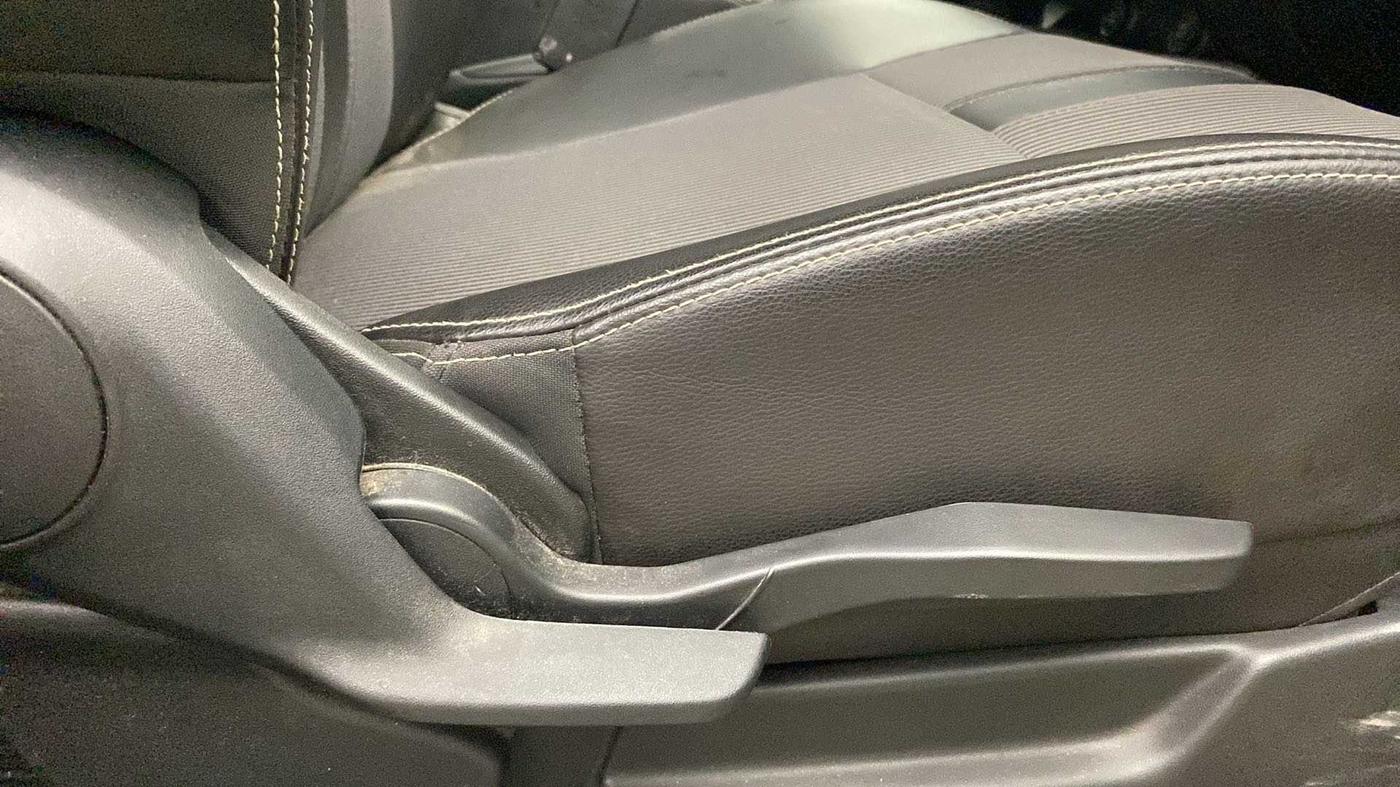 2022 Maruti XL6 ZETA MT, Petrol, Manual, 49,527 km, Driver Side Adjustment Panel