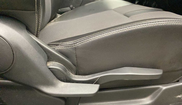 2022 Maruti XL6 ZETA MT, Petrol, Manual, 49,527 km, Driver Side Adjustment Panel