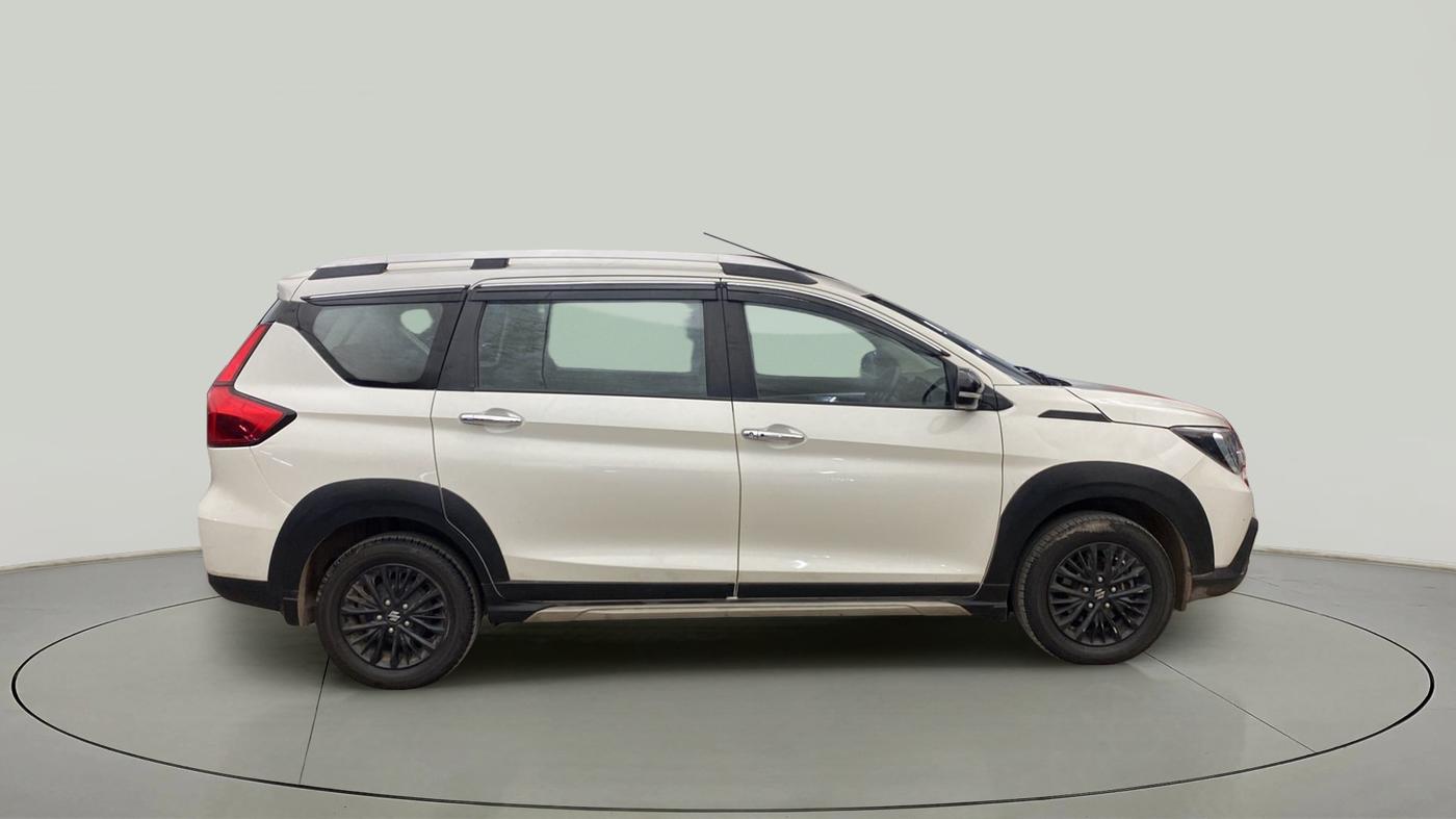 2022 Maruti XL6 ZETA MT, Petrol, Manual, 49,527 km, Right Side View