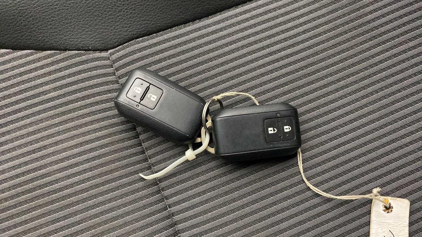 2022 Maruti XL6 ZETA MT, Petrol, Manual, 49,527 km, Key Close Up