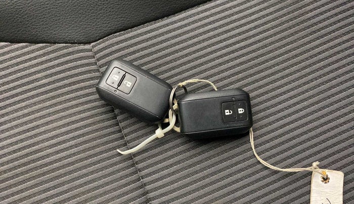 2022 Maruti XL6 ZETA MT, Petrol, Manual, 49,527 km, Key Close Up