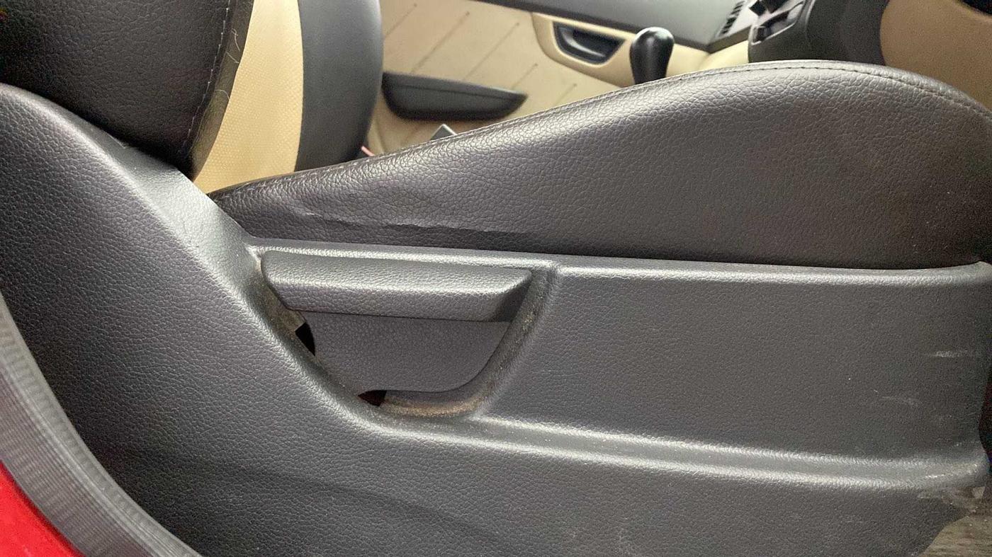 2015 Hyundai Eon D-LITE+, Petrol, Manual, 33,688 km, Driver Side Adjustment Panel