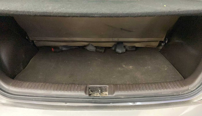 2013 Hyundai Santro Xing GLS, Petrol, Manual, 59,939 km, Boot Inside