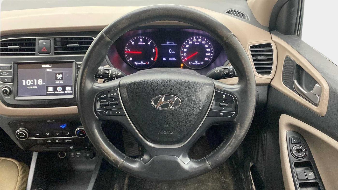 2018 Hyundai Elite i20 ASTA 1.4 CRDI (O), Diesel, Manual, 1,15,435 km, Steering Wheel Close Up