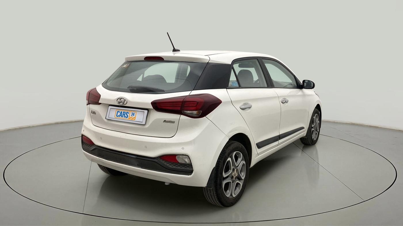 2018 Hyundai Elite i20 ASTA 1.4 CRDI (O), Diesel, Manual, 1,15,435 km, Right Back Diagonal