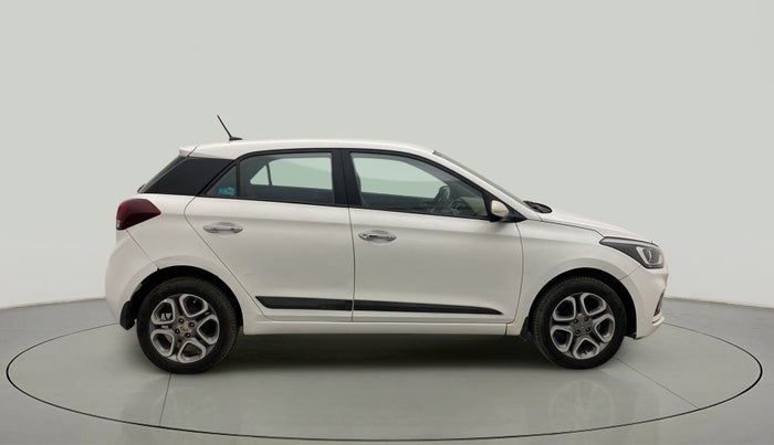 2018 Hyundai Elite i20 ASTA 1.4 CRDI (O), Diesel, Manual, 1,15,435 km, Right Side View