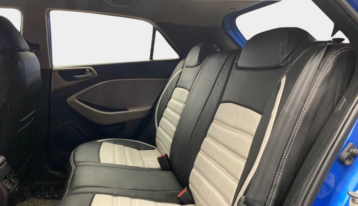 2018 Hyundai Elite i20 SPORTZ 1.2, Petrol, Manual, 49,587 km, Right Side Rear Door Cabin