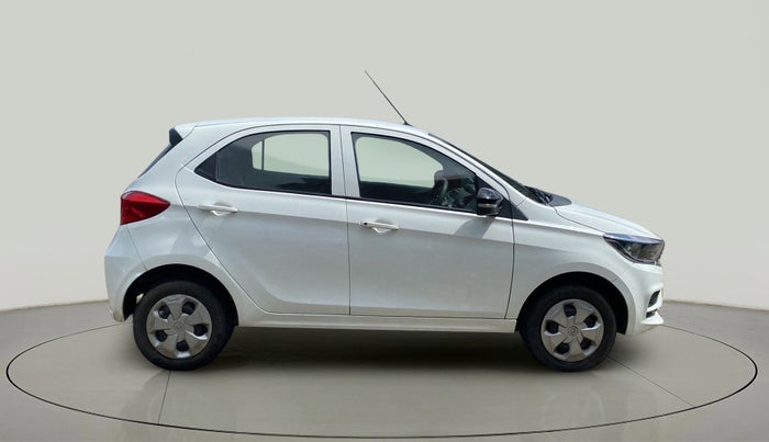 2022 Tata Tiago XT CNG, CNG, Manual, 37,334 km, Right Side
