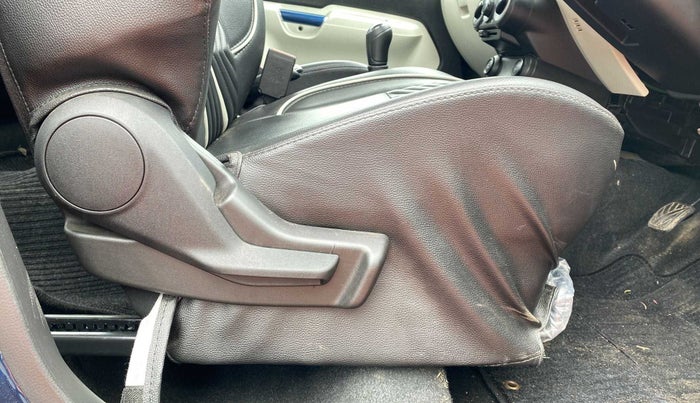 2022 Maruti IGNIS ZETA 1.2, Petrol, Manual, 4,986 km, Driver Side Adjustment Panel