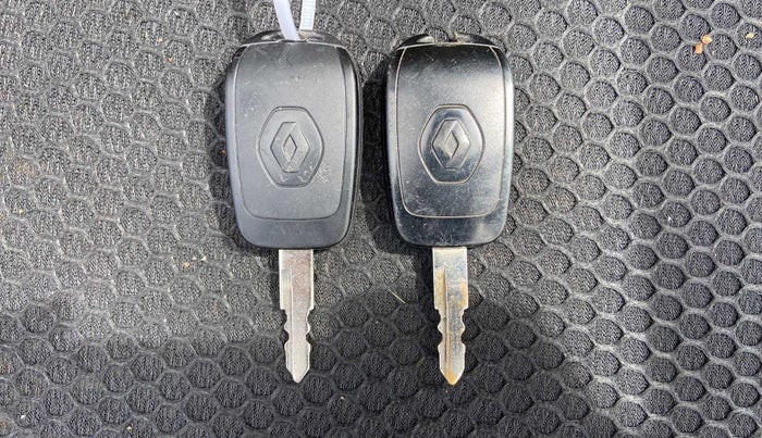 2016 Renault Kwid RXL, Petrol, Manual, 29,813 km, Key Close Up