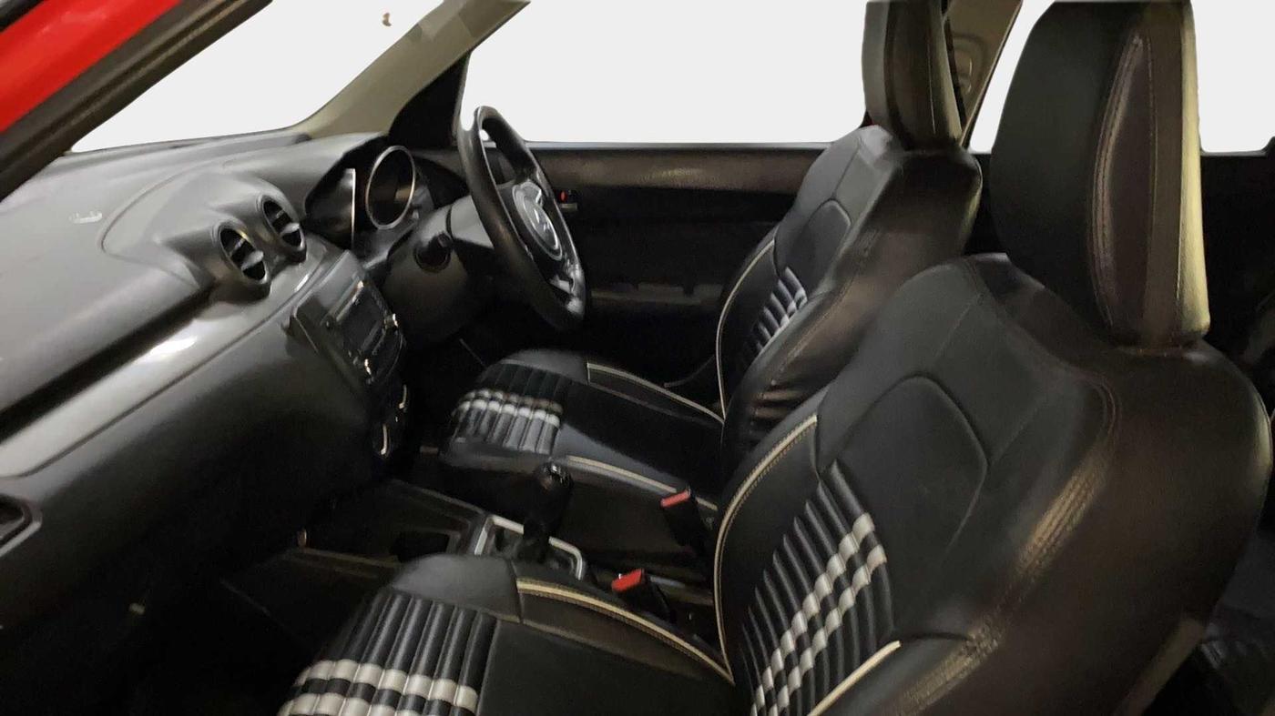 2020 Maruti Swift VXI, Petrol, Manual, 31,991 km, Right Side Front Door Cabin