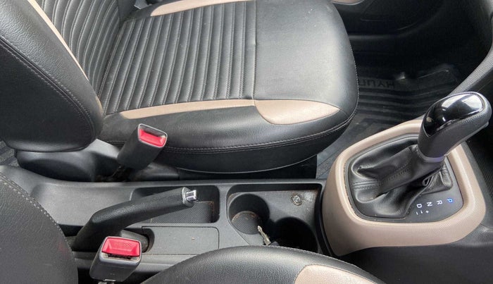 2017 Hyundai Grand i10 SPORTZ (O) AT 1.2 KAPPA VTVT, Petrol, Automatic, 88,596 km, Gear Lever
