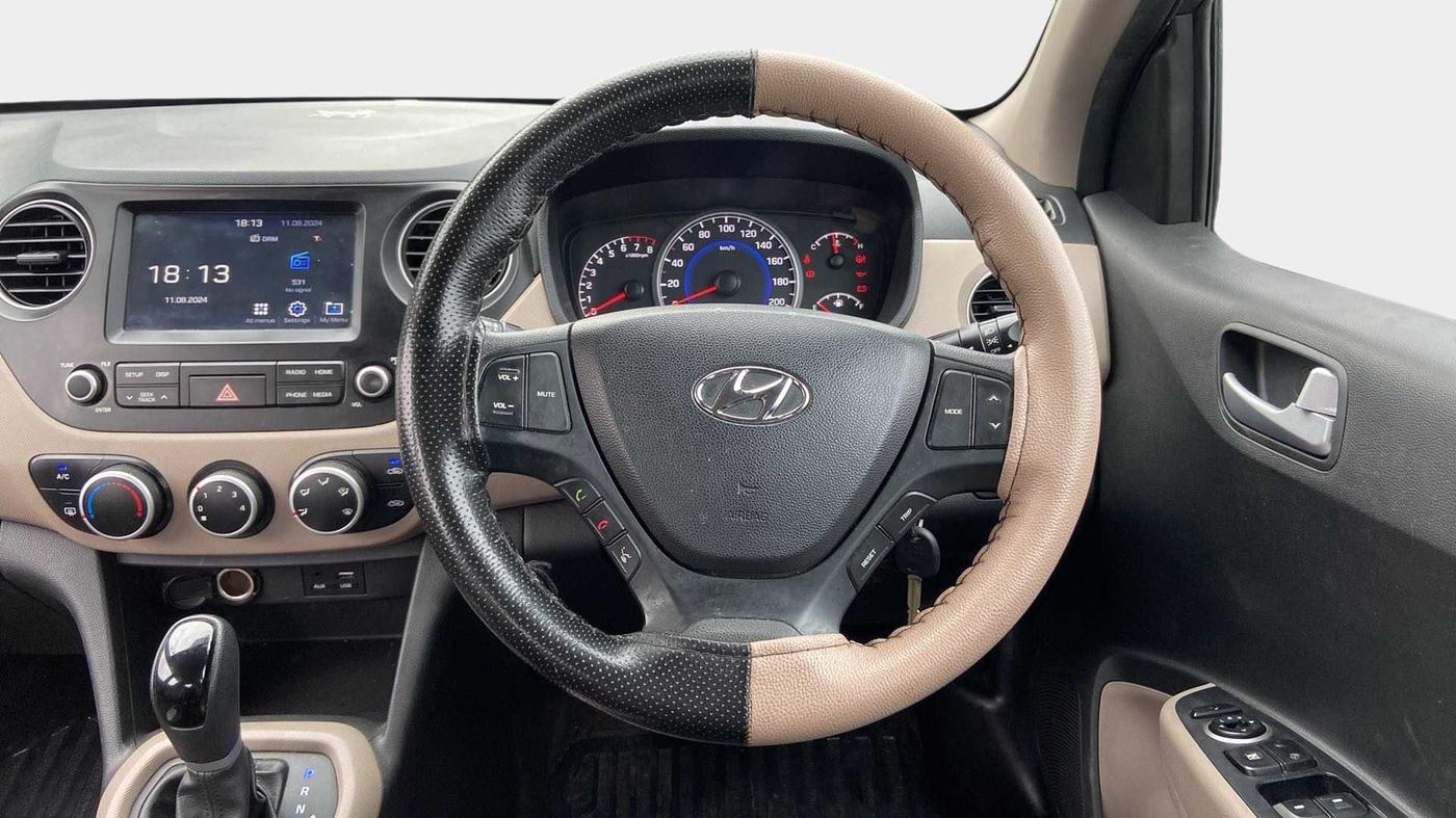 2017 Hyundai Grand i10 SPORTZ (O) AT 1.2 KAPPA VTVT, Petrol, Automatic, 88,596 km, Steering Wheel Close Up