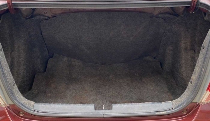 2015 Honda Amaze 1.2L I-VTEC VX, Petrol, Manual, 22,677 km, Boot Inside