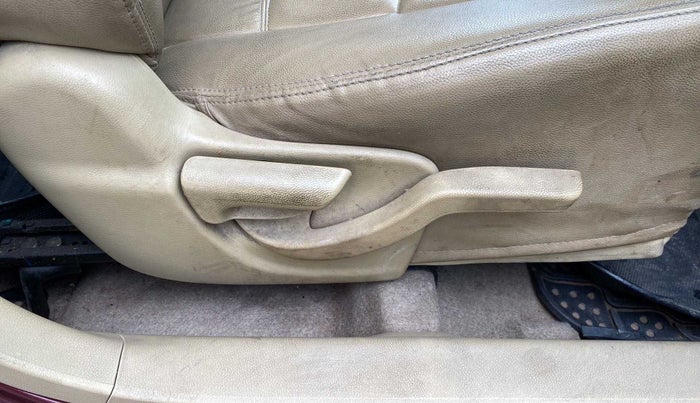 2015 Honda Amaze 1.2L I-VTEC VX, Petrol, Manual, 22,677 km, Driver Side Adjustment Panel