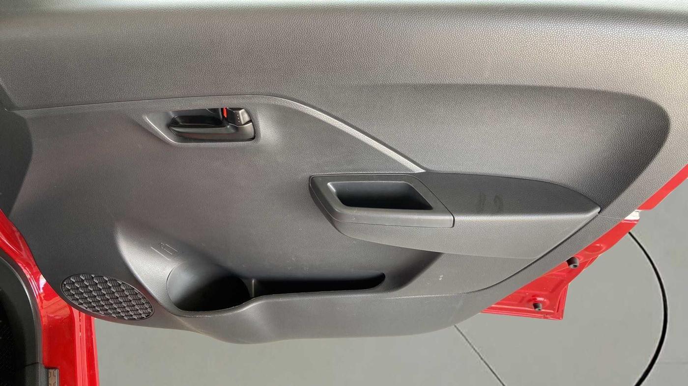 2022 Maruti Alto K10 VXI, Petrol, Manual, 5,122 km, Driver Side Door Panels Control