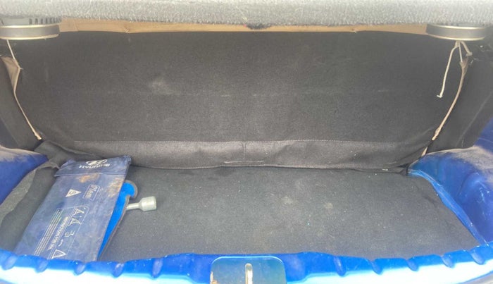 2013 Hyundai Eon ERA +, Petrol, Manual, 55,484 km, Boot Inside