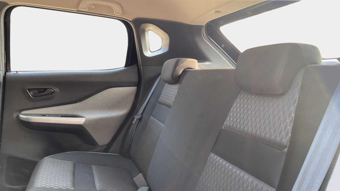 2024 Nissan MAGNITE XE, Petrol, Manual, 11,067 km, Right Side Rear Door Cabin