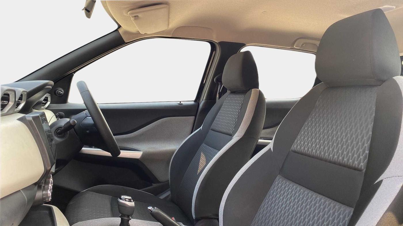 2024 Nissan MAGNITE XE, Petrol, Manual, 11,067 km, Right Side Front Door Cabin