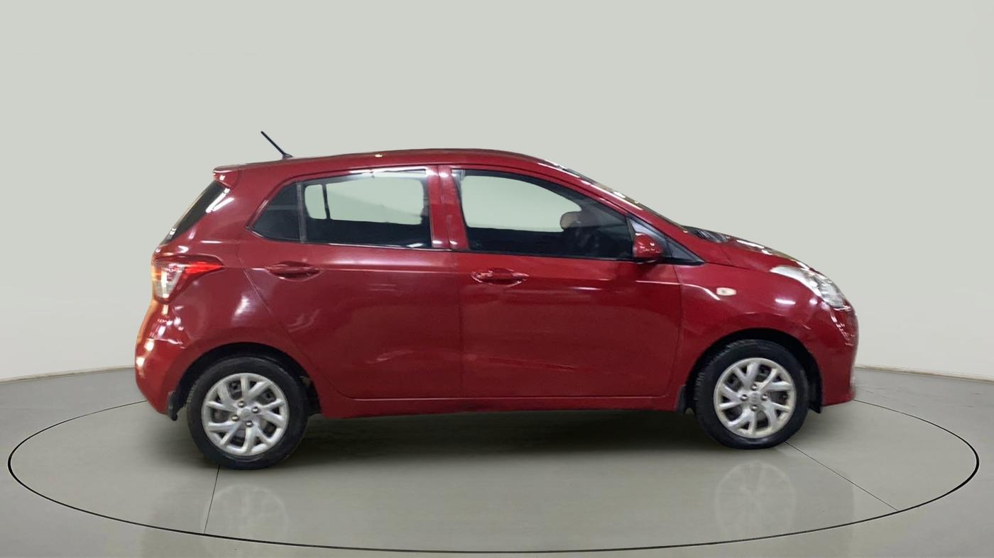 2017 Hyundai Grand i10 MAGNA AT 1.2 KAPPA VTVT, Petrol, Automatic, 66,369 km, Right Side View