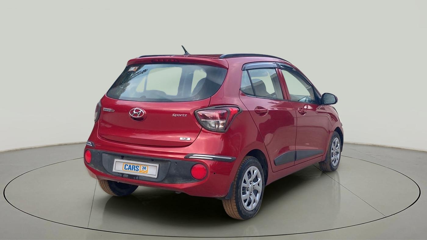 2017 Hyundai Grand i10 SPORTZ (O) 1.2 KAPPA VTVT, Petrol, Manual, 16,003 km, Right Back Diagonal
